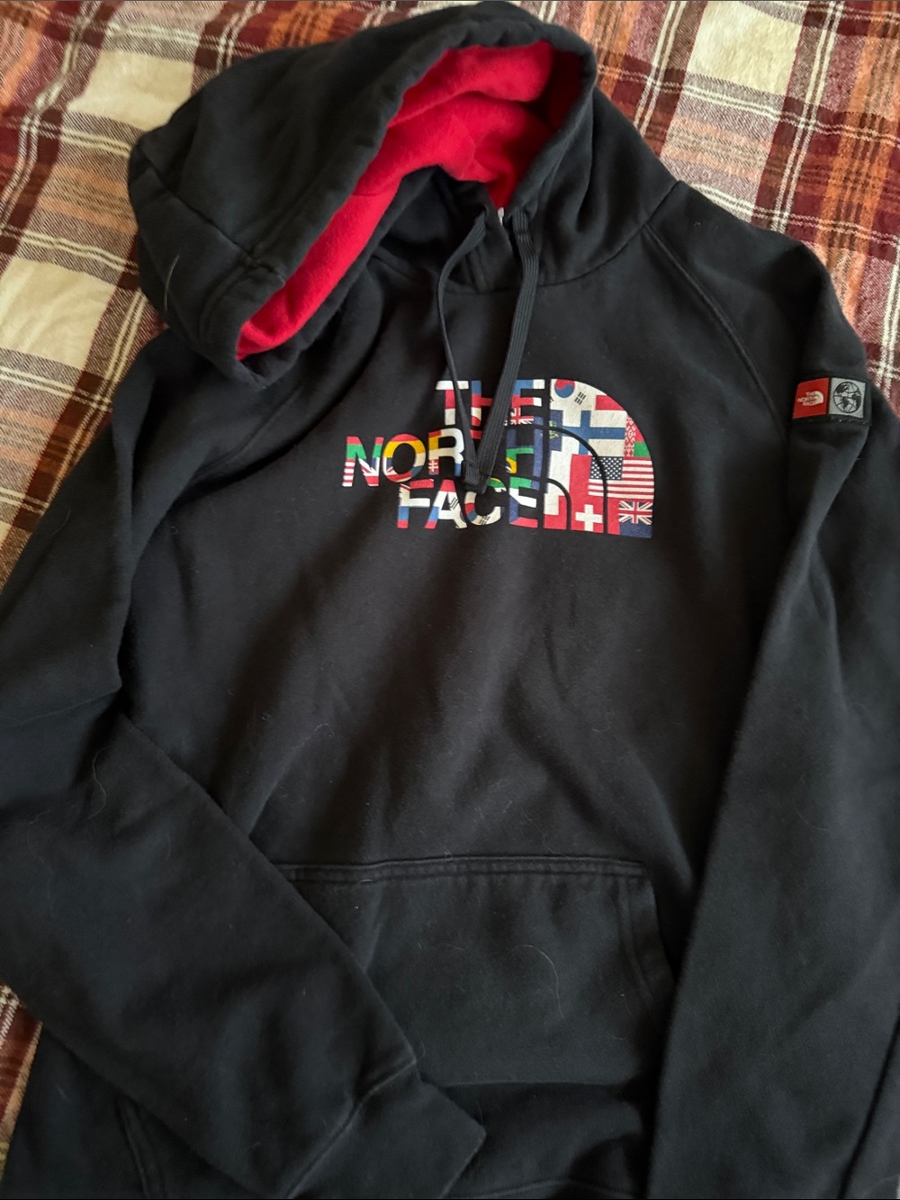 The North Face Black Pullover Hoodie with Multicolor Flag Logo - Picture 4 of 4